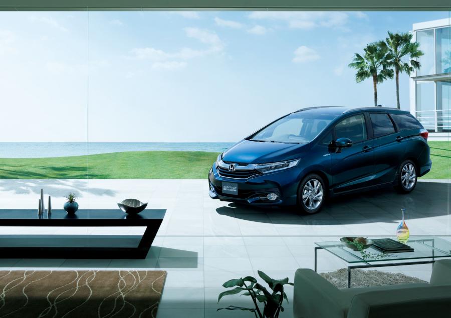  Honda Shuttle Hydrid 2015 года  (фото 12 из 19)